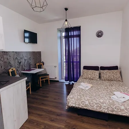 Нові Apartments Біля Жд Вокзалу Ivano-Frankivsk Exterior photo
