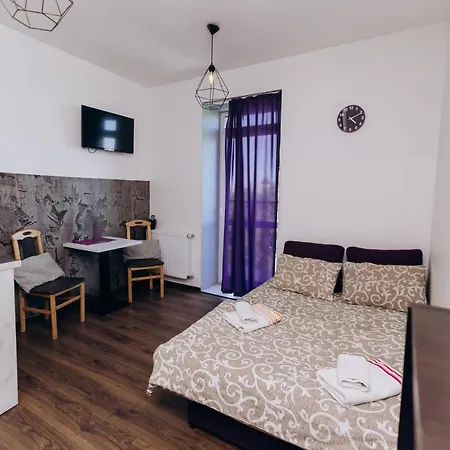 Нові Apartments Біля Жд Вокзалу Ivano-Frankivsk Exterior photo
