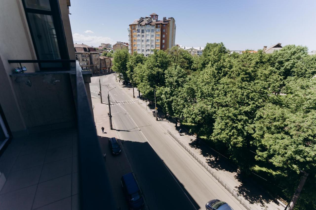 нові біля жд вокзалу Apartment *